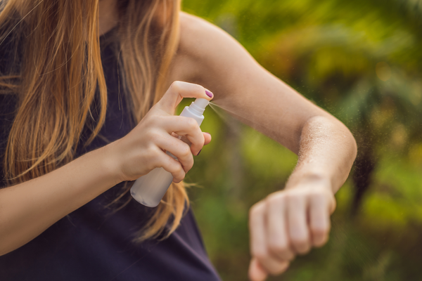 Make your own Soothing and Cooling After Sun Spray!